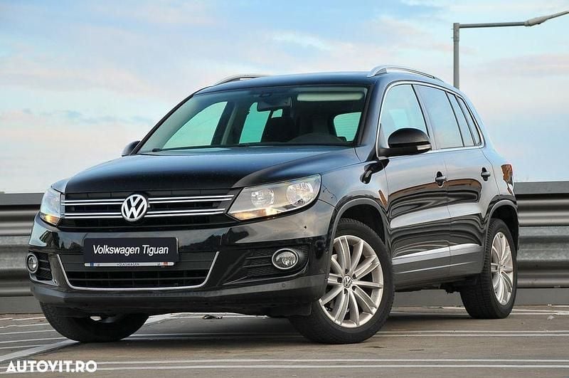 Negru Utilizat 2013 VW Tiguan Sportline SUV | 8.690 EUR (Preț OK) - Imagine 1/4