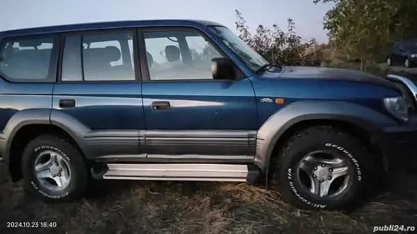 Utilizat 2001 Toyota Land Cruiser SUV | 7.000 EUR - Imagine 1/4