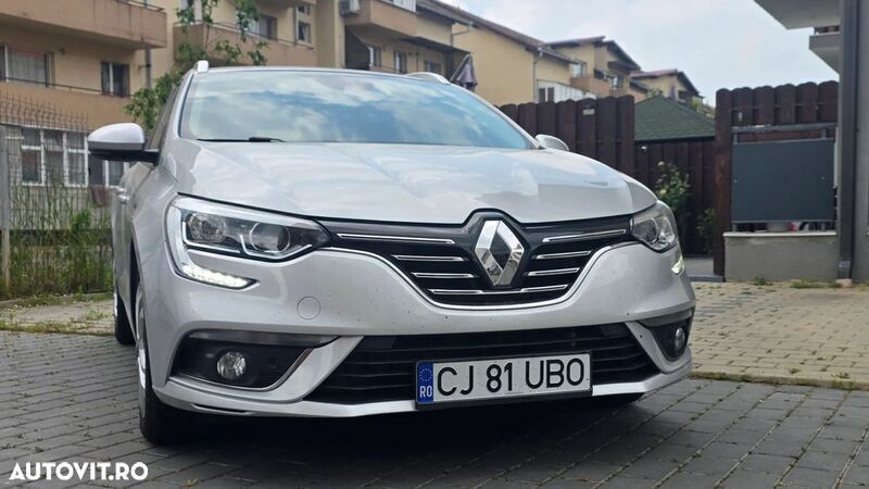 Argint Utilizat 2019 Renault Mégane GrandTour Break | 10.500 EUR (Preț OK) - Imagine 1/4