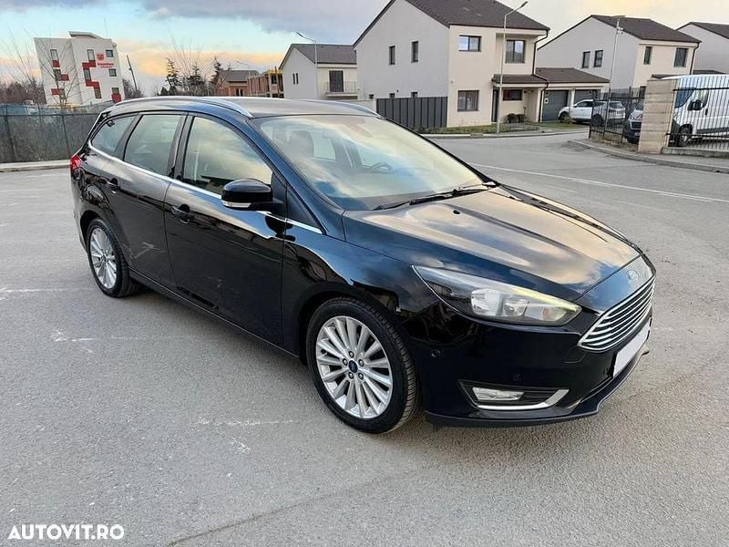 Second-hand Ford Focus Titanium 120 CP (88 kW) 2017 Negru Break