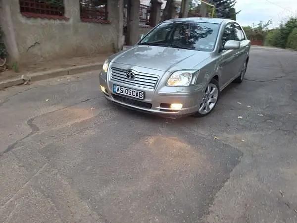 Gri Utilizat 2004 Toyota Avensis T2 Berlinǎ | 3.100 EUR - Imagine 1/4