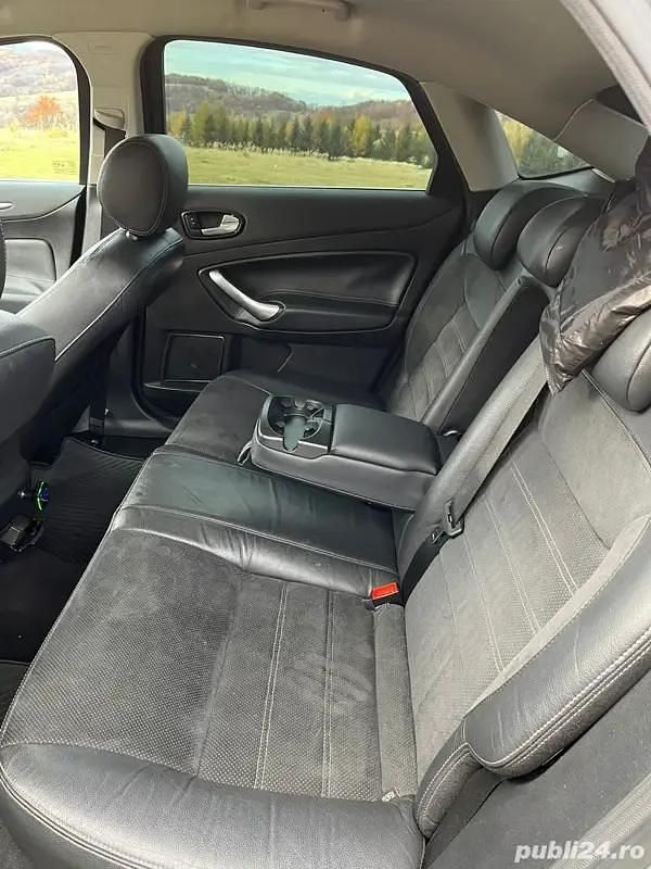 Second-hand Ford Mondeo 140 CP (102 kW) 2008 Gri Berlinǎ