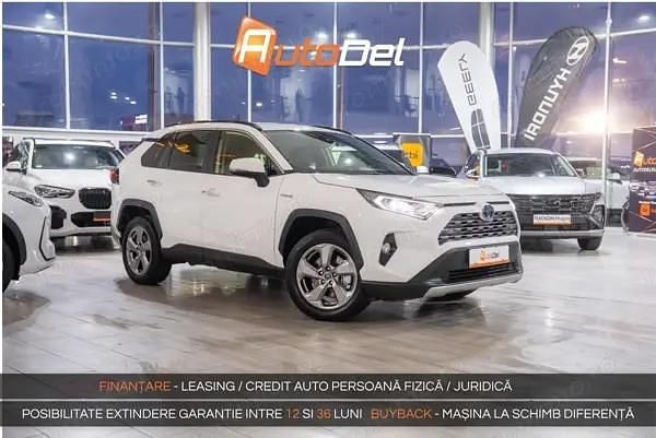 Second-hand Toyota RAV4 Hybrid 178 CP (130 kW) 2019 Alb SUV