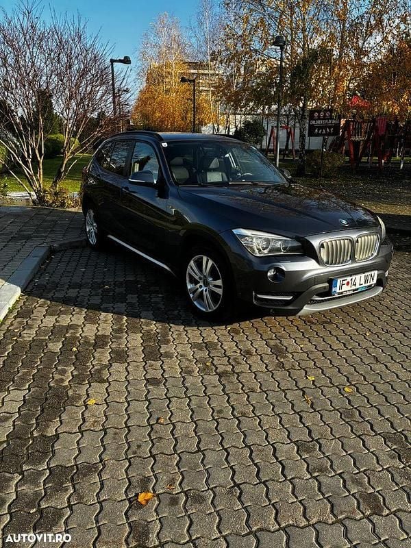 Culoaregri Utilizat 2013 BMW X1 xLine SUV | 9.900 EUR (Super Preț) - Imagine 1/4