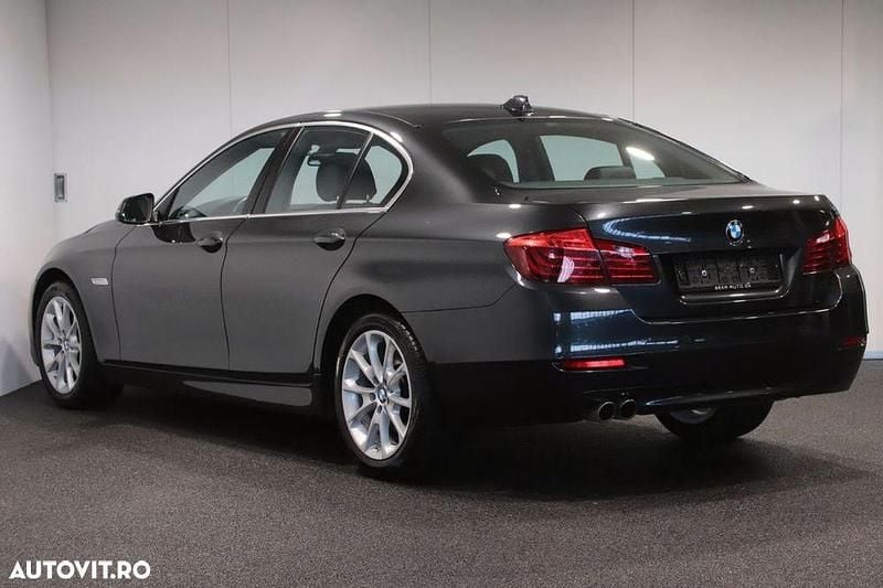 Second-hand BMW 520 190 CP (139 kW) 2015 Culoaregri Berlinǎ