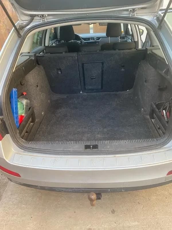 Utilizat 2014 Skoda Octavia Berlinǎ | 5.600 EUR (Super Preț) - Imagine 1/4