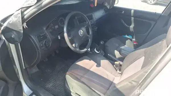 Utilizat 2002 VW Golf IV Break | 1.200 EUR (Preț OK) - Imagine 1/4