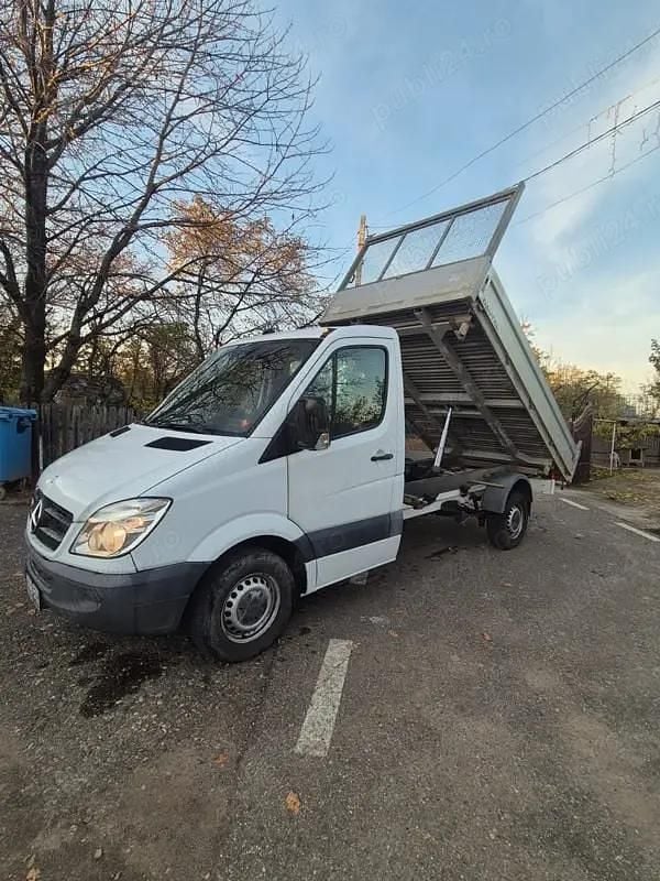 Second-hand Mercedes Sprinter 110 CP (80 kW) 2006 Culoarealb Van