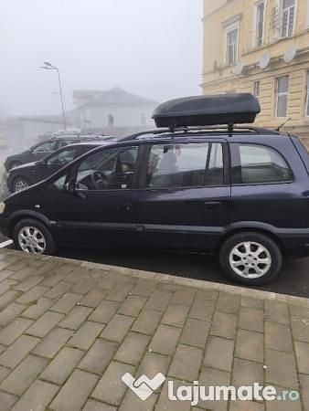 Albastru Utilizat 2004 Opel Zafira Monovolum | 1.700 EUR (Preț OK) - Imagine 1/3
