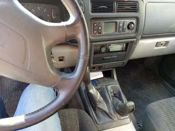 Utilizat 2004 Mitsubishi Pajero SUV | 2.600 EUR - Imagine 1/4
