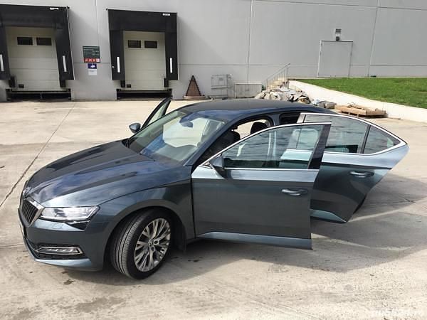 Utilizat 2020 Skoda Superb Berlinǎ | 25.000 EUR (Scump) - Imagine 1/4