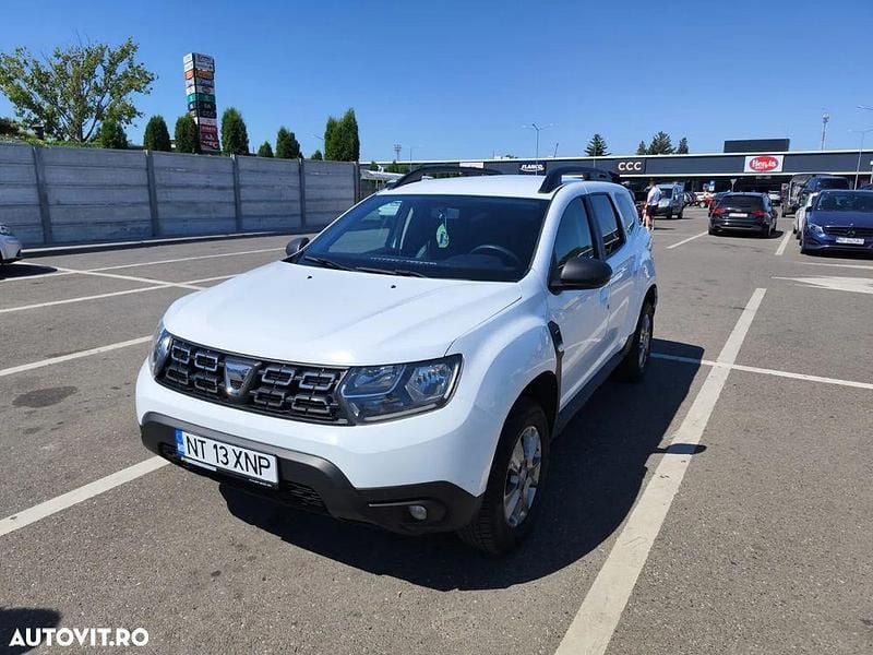 Culoarealb Utilizat 2019 Dacia Duster Essentiel SUV | 9.600 EUR (Preț bun) - Imagine 1/4