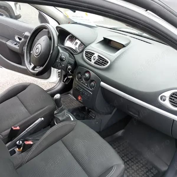 Second-hand Renault Clio GrandTour 90 CP (66 kW) 2011 Alb Break