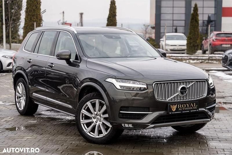 Second-hand Volvo XC90 Inscription 235 CP (172 kW) 2018 Culoaremaro SUV