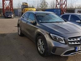 Mercedes GLA220