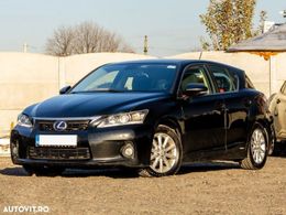 Lexus CT200h