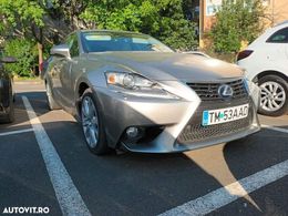 Lexus IS300h