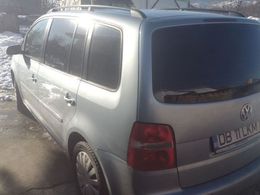 VW Touran Cross