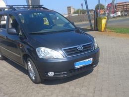 Toyota Avensis Verso