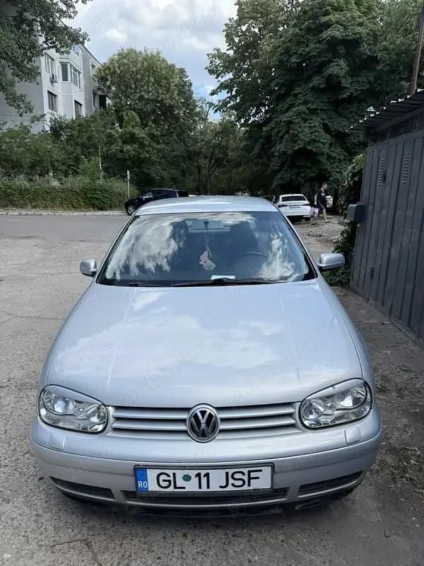 Gri Utilizat 2000 VW Golf IV Hatchback | 2.000 EUR (Preț OK) - Imagine 1/4