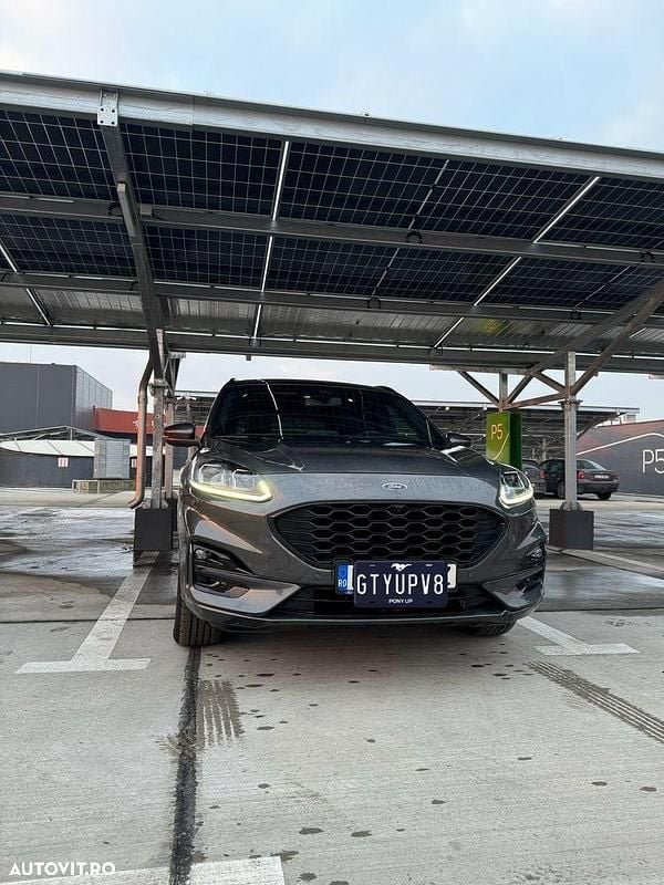 Second-hand Ford Kuga 152 CP (111 kW) 2023 Culoaregri SUV