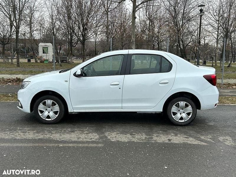 Second-hand Dacia Logan Lauréate 90 CP (66 kW) 2017 Culoarealb Berlinǎ