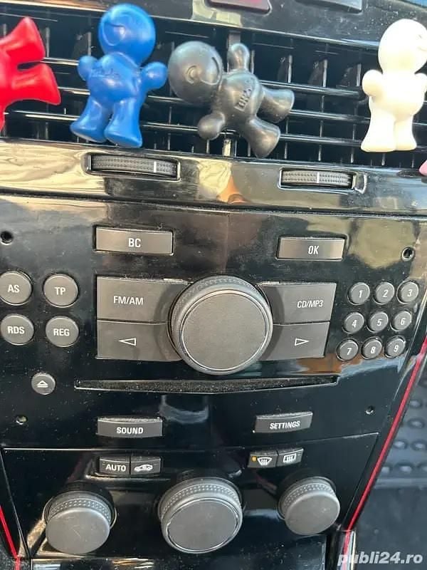 Utilizat 2008 Opel Astra Break | 600 EUR (Super Preț) - Imagine 1/4