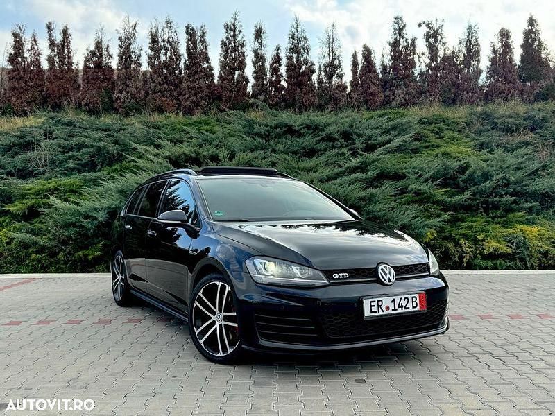 Culoarenegru Utilizat 2015 VW Golf VII Break | 9.700 EUR (Preț OK) - Imagine 1/4