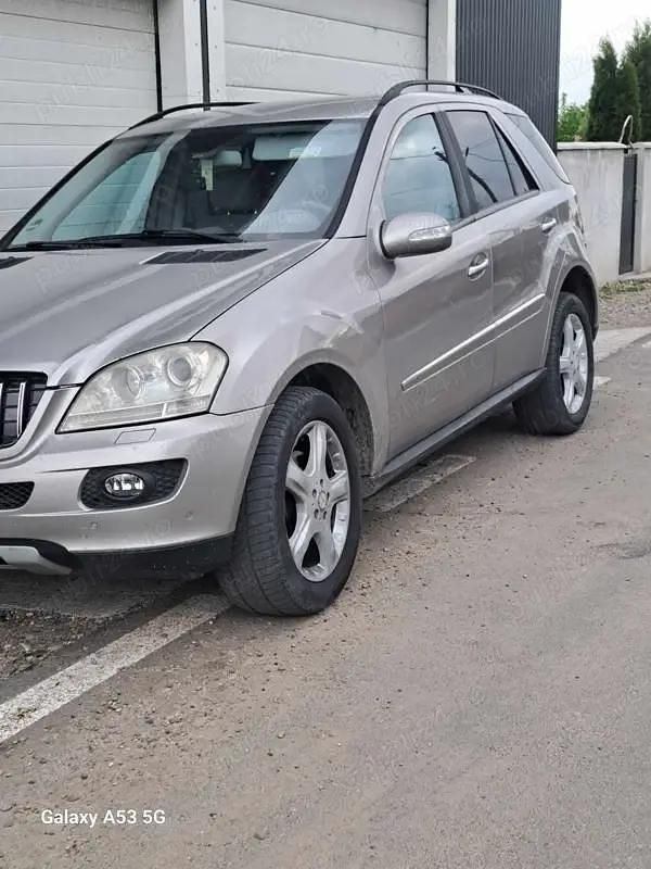Utilizat 2008 Mercedes 320 SUV | 3.800 EUR - Imagine 1/4