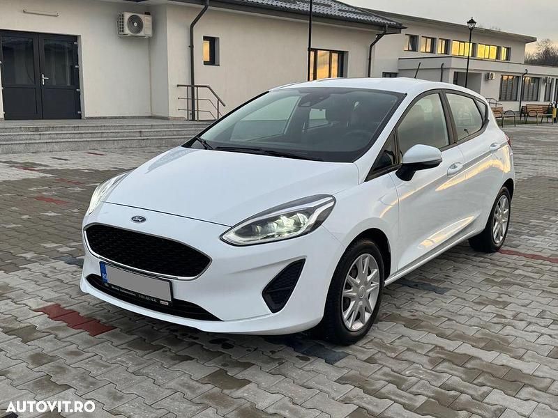 Culoarealb Utilizat 2019 Ford Fiesta Active | 6.990 EUR (Preț OK) - Imagine 1/4