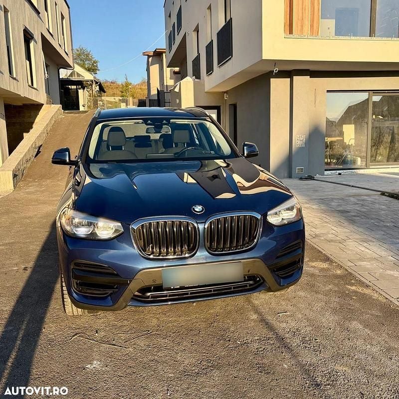 Culoarealbastru Utilizat 2018 BMW X3 SUV | 18.400 EUR (Super Preț) - Imagine 1/4