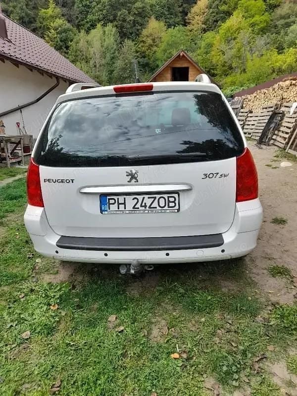 Alb Utilizat 2007 Peugeot 307 Break | 2.600 EUR (Puțin scump) - Imagine 1/4