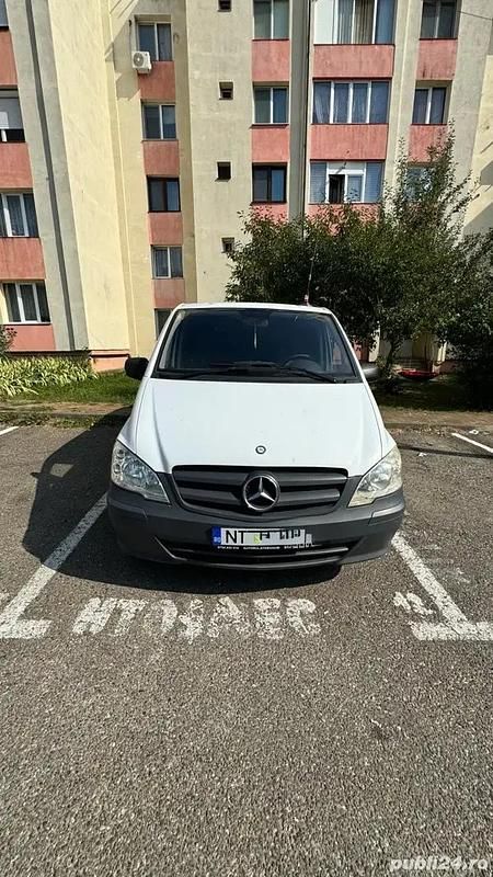 Utilizat 2011 Mercedes Vito Monovolum | 6.999 EUR - Imagine 1/4