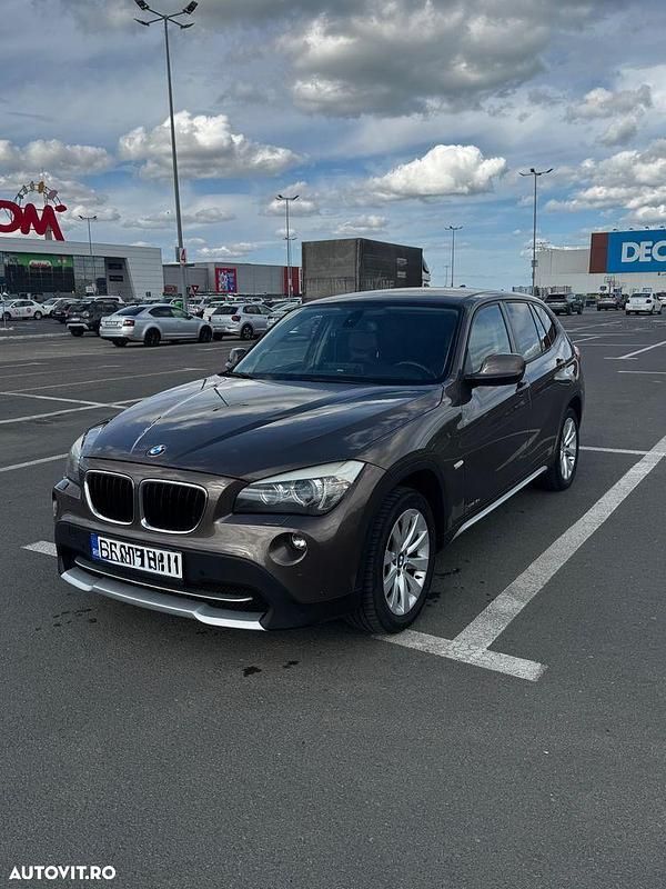 Culoaremaro Utilizat 2011 BMW X1 SUV | 7.500 EUR (Puțin scump) - Imagine 1/4