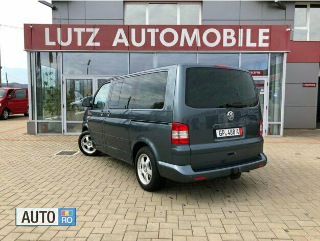 Second-hand VW Multivan 174 CP (127 kW) 2004 Gri Van