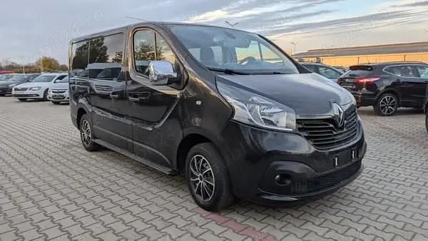 Utilizat 2015 Renault Trafic Monovolum | 8.990 EUR (Preț OK) - Imagine 1/4