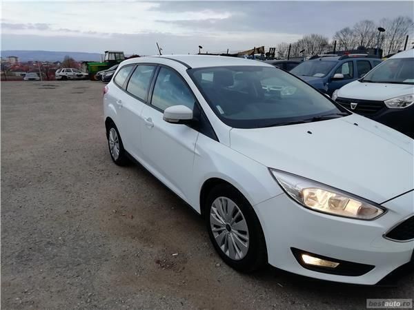 Alb Utilizat 2017 Ford Focus Break | 9.650 EUR (Puțin scump) - Imagine 1/4