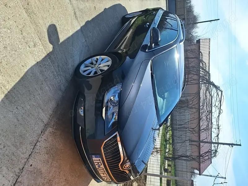 Utilizat 2015 Skoda Superb | 5.000 EUR - Imagine 1/2