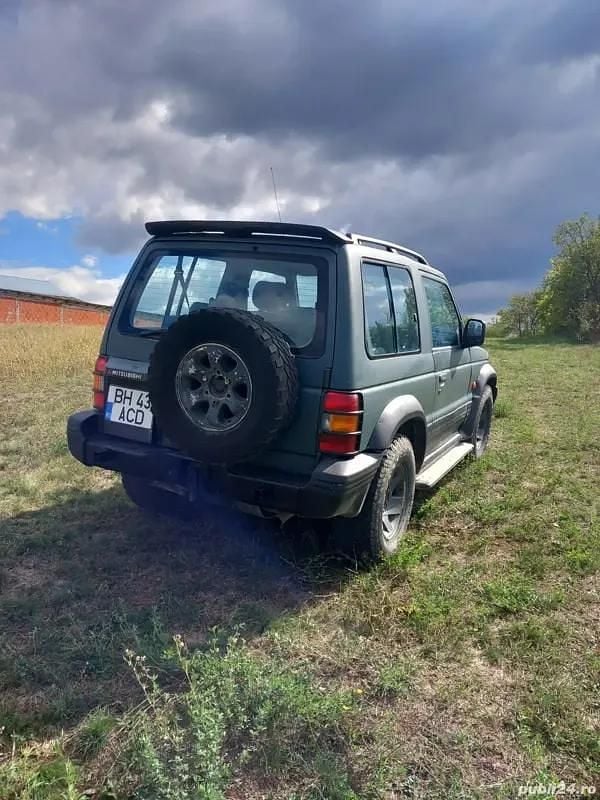 Utilizat 1993 Mitsubishi Pajero SUV | 4.500 EUR - Imagine 1/4