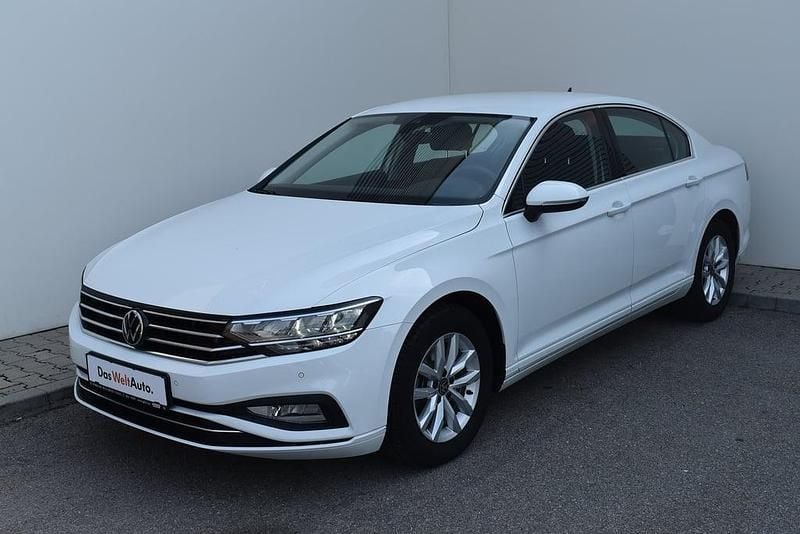 Albnormal Utilizat 2020 VW Passat Comfortline | 19.800 EUR (Preț bun) - Imagine 1/4