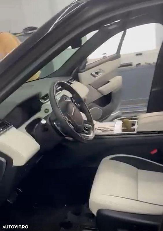 Second-hand Land Rover Range Rover Velar SE Dynamic 300 CP (220 kW) 2018 Culoaregri SUV