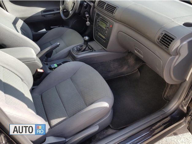 Second-hand VW Passat 131 CP (96 kW) 2005 Negru Cabrio