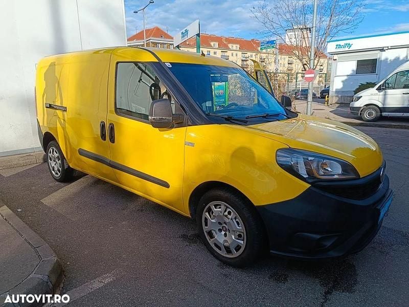 Second-hand Fiat Doblò Pop 95 CP (69 kW) 2018 Culoaregalbeuriu Monovolum