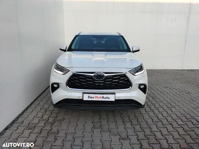 Second-hand Toyota Highlander 249 CP (183 kW) 2021 Culoarealb SUV