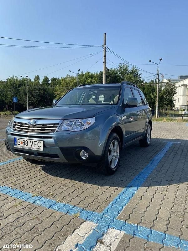 Culoareverde Utilizat 2008 Subaru Forester SUV | 7.900 EUR - Imagine 1/4