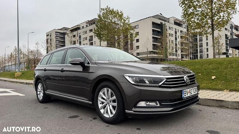 Culoaremaro Utilizat 2018 VW Passat Comfortline Break | 9.750 EUR (Preț bun) - Imagine 1/4