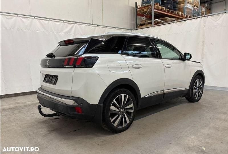 Second-hand Peugeot 3008 Allure 131 CP (96 kW) 2018 Culoarealb SUV