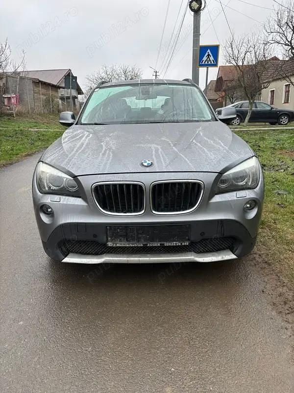 Gri Second-hand 2010 BMW X1 SUV | 6.750 EUR (Preț OK) - Imagine 1/4
