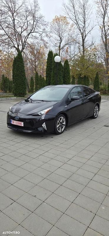 Culoarenegru Utilizat 2018 Toyota Prius Executive Berlinǎ | 11.500 EUR - Imagine 1/4
