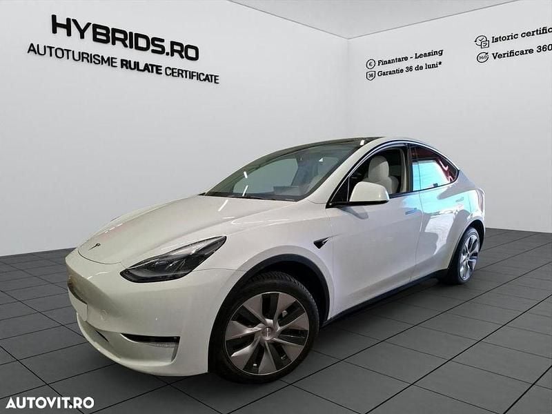 Second-hand Tesla Model Y 378 kW (514 CP) 2023 Culoarealb SUV